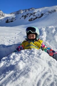 Wyjazd do Austrii na narty z dziećmi, darmowy skipass dla dzieci