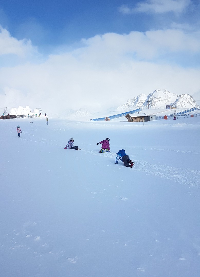 dzieci po nartach nie odpoczywają