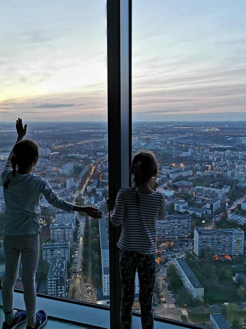 Sky Tower, taras widokowy, z dziećmi